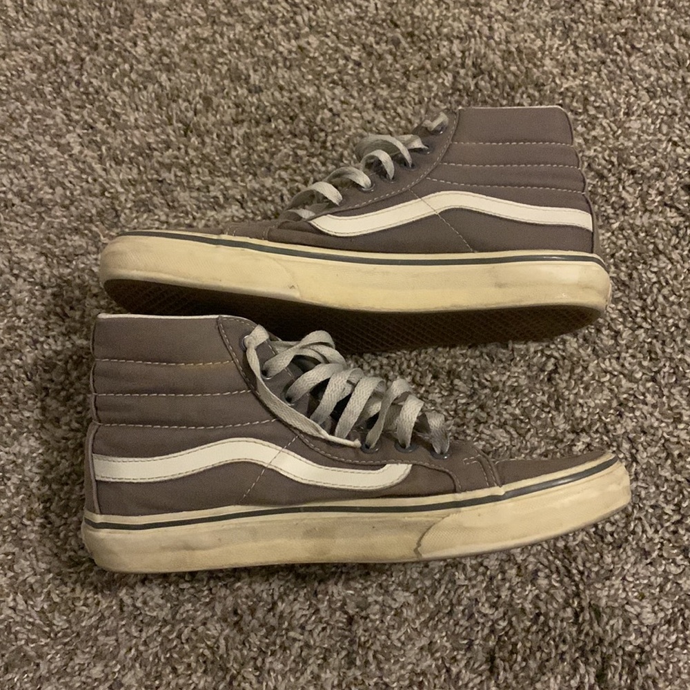 High-Top Vans - Picture 2 of 7